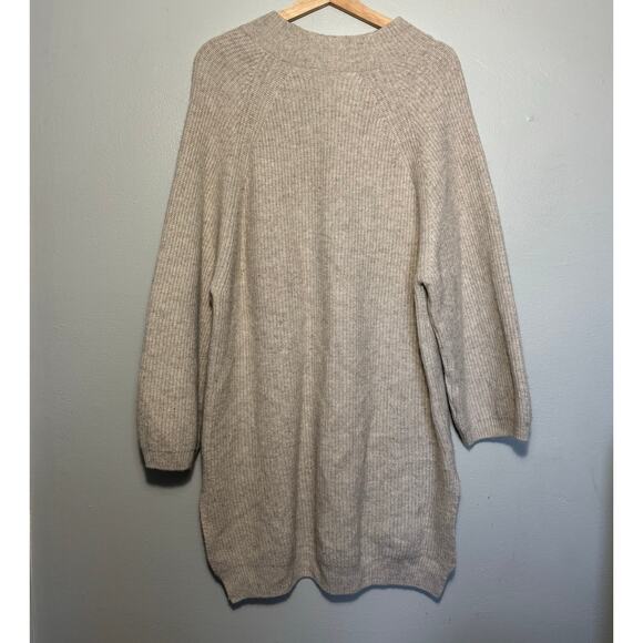 OAK + FORT One Size Oversized High Low Cream Long One Size Long Sleeve Sweater - Picture 2 of 3